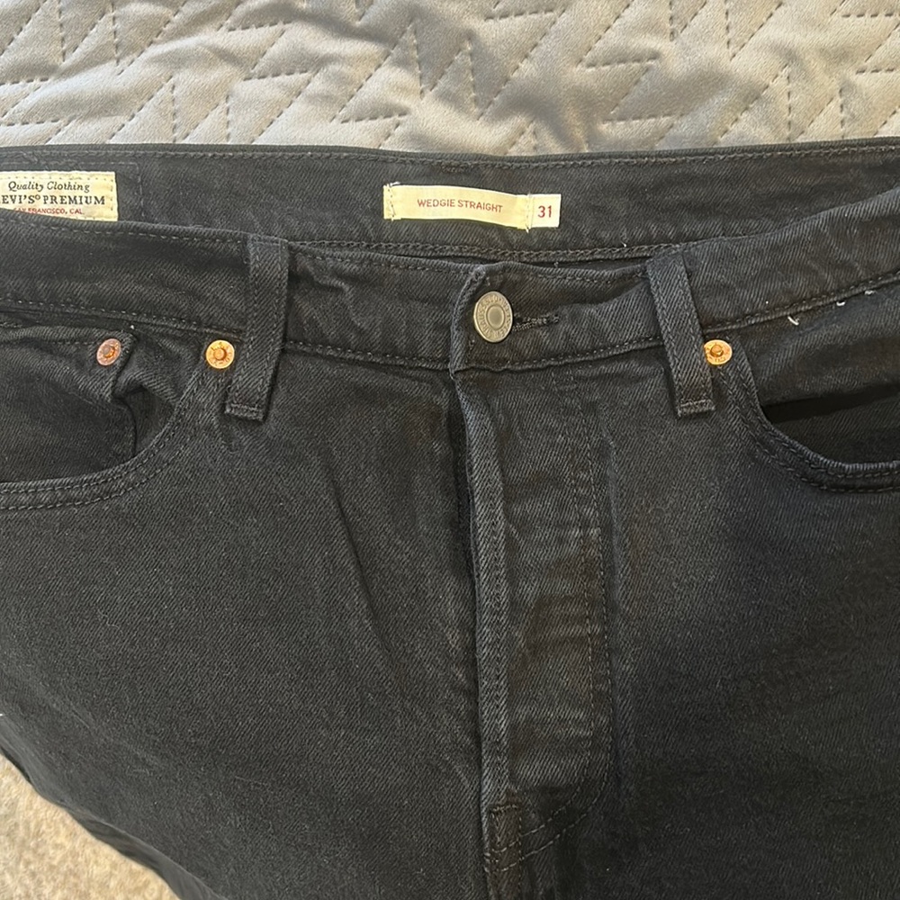 Black Levi’s Wedgie Straight Jean
